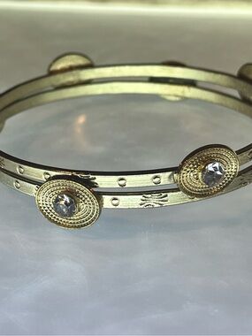 Vtg Gold Tone Clear Crystal Accent Bangle Bracelet - Brand